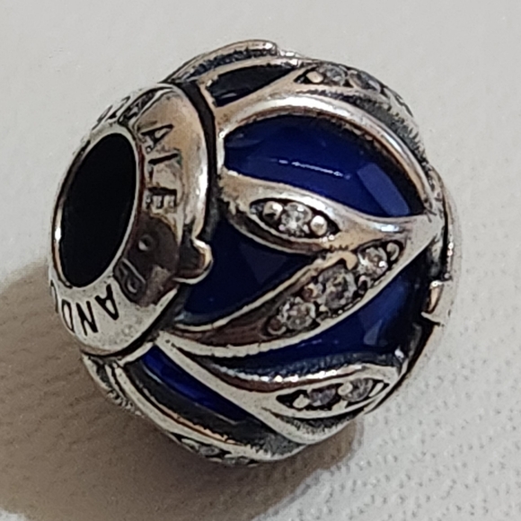 Pandora Nature's Radiance Charm Royal Blue Crystal CZ - Picture 5 of 9
